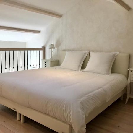 Domaine De La Sabliere Bed & Breakfast Thiviers Exterior photo
