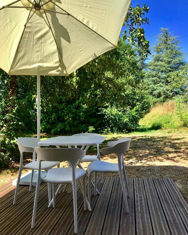Domaine De La Sabliere Bed & Breakfast Thiviers Exterior photo