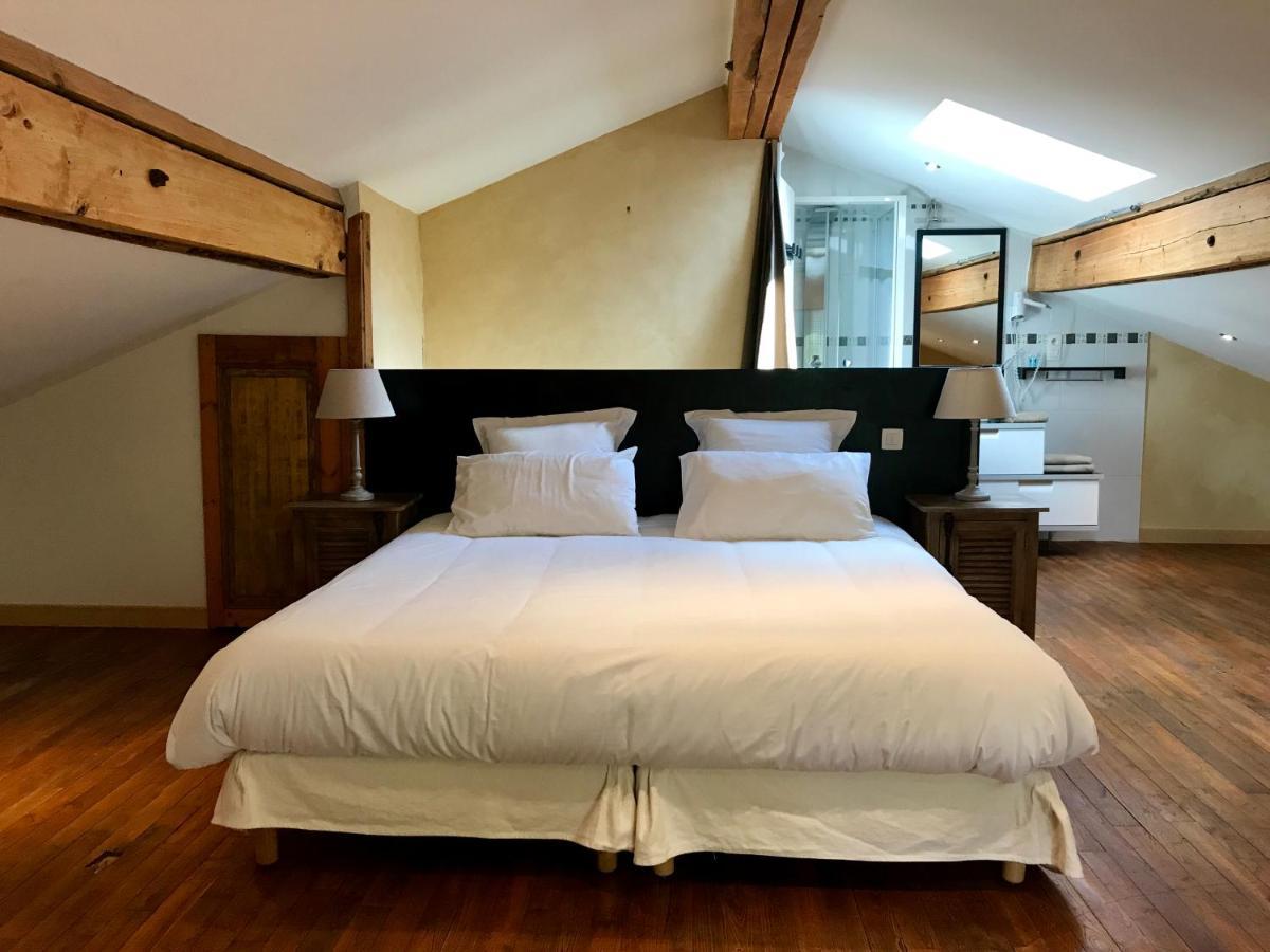 Domaine De La Sabliere Bed & Breakfast Thiviers Exterior photo