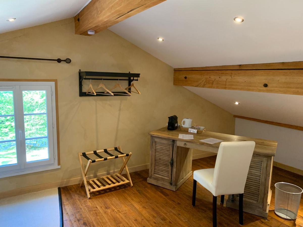 Domaine De La Sabliere Bed & Breakfast Thiviers Exterior photo